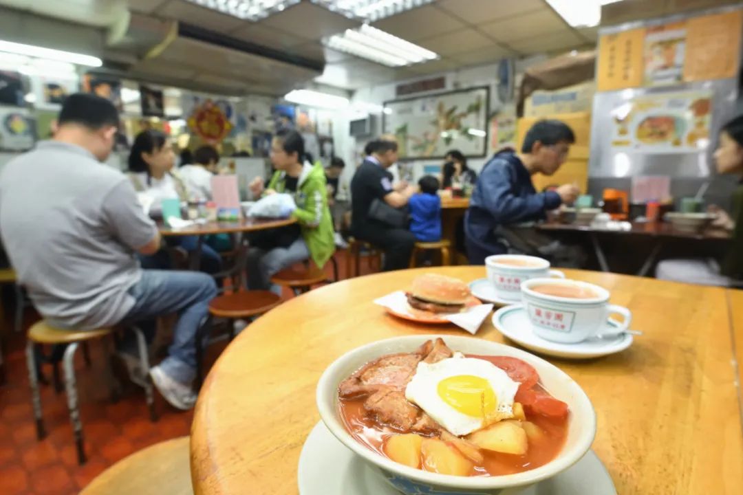 棣欐腐鐢ㄨ尪鍜屽ザ娣峰悎鎴愮殑楗枡,棣欐腐鐨勯ギ鏂欓兘鏄敤鑼跺仛鐨勫悧