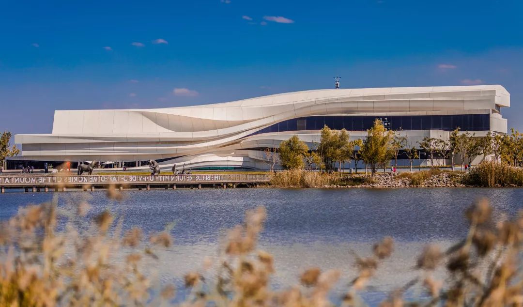 宁夏适合3-4月份旅游,宁夏的秋天