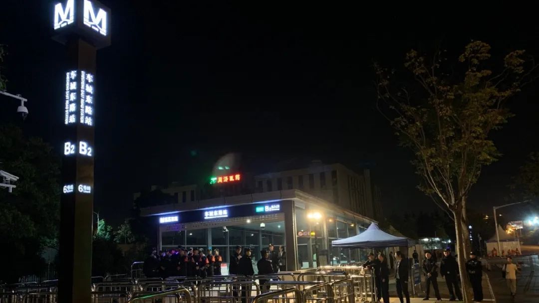 乐活地铁|为么斯我爱上了武汉地铁？