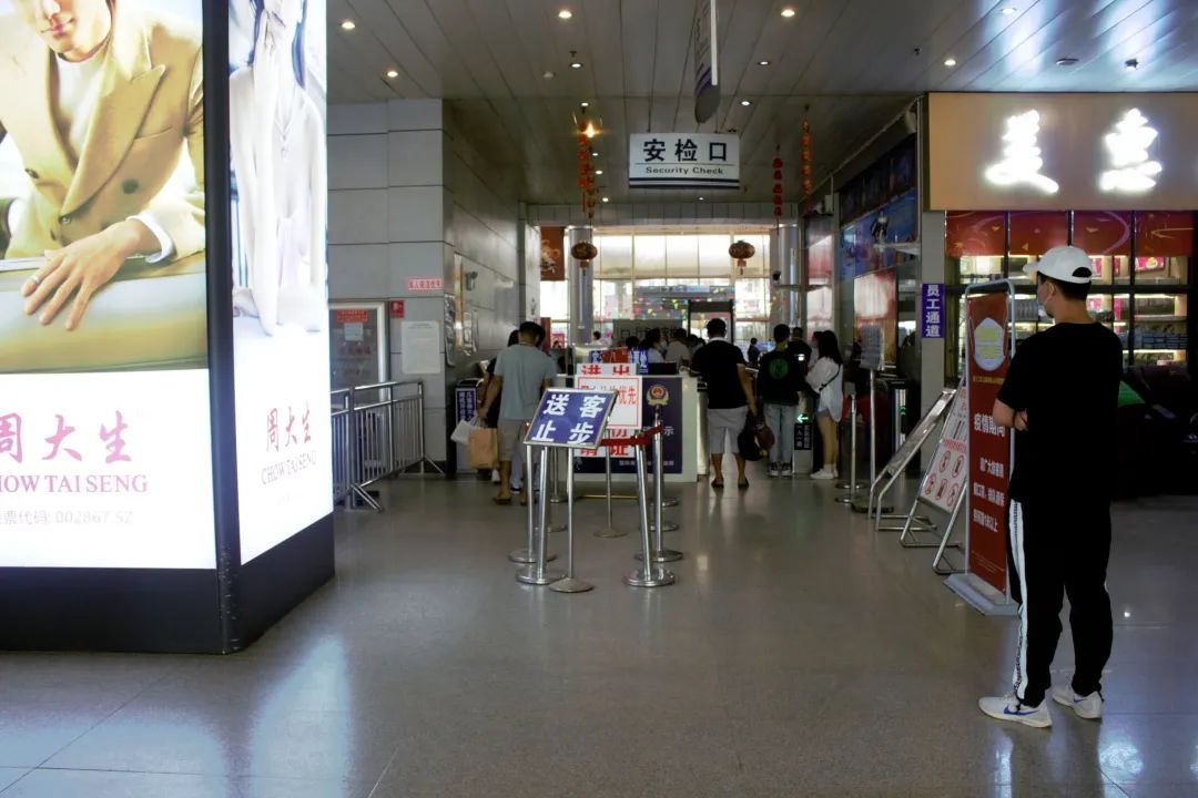 好消息!昆明南部客运站开放无纸化乘车啦!