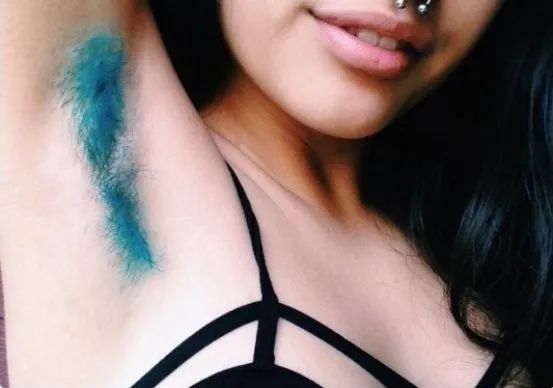 夏天女生该不该把腋毛剃掉,女生的腋毛可以剃吗
