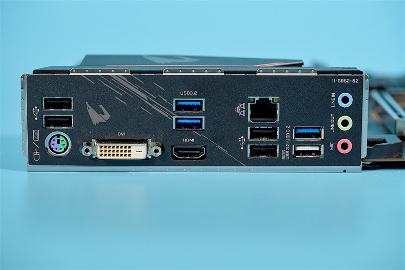 技嘉b550maoruselite对比,技嘉b560maoruselite评测