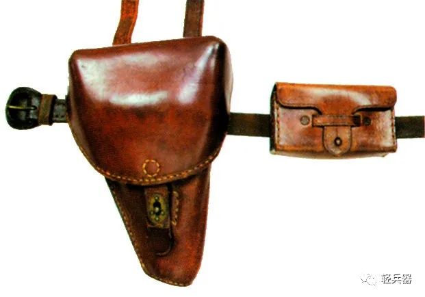 日本南部式手枪套,大威力手枪带肩托套