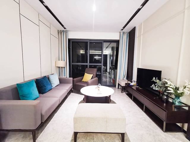 三亚海棠湾希尔顿攻略,三亚湾亚龙湾旅游攻略