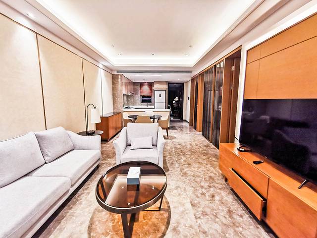 三亚海棠湾希尔顿攻略,三亚湾亚龙湾旅游攻略