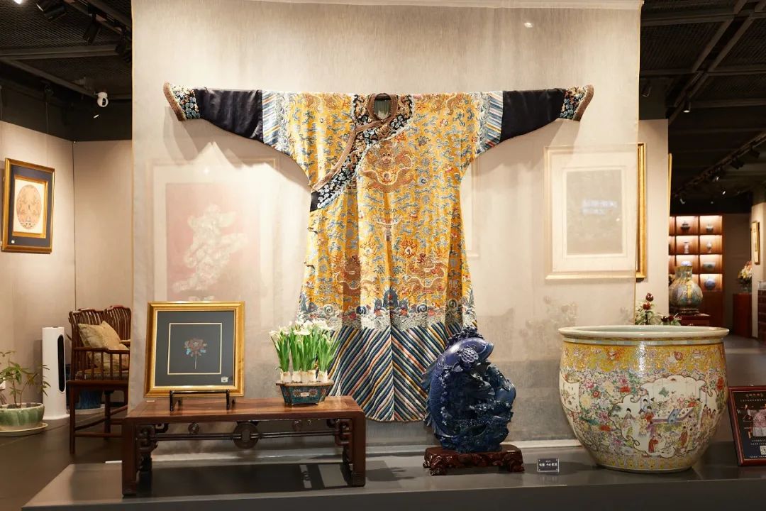 你变了，不再是我认识的那个「国贸商城」了