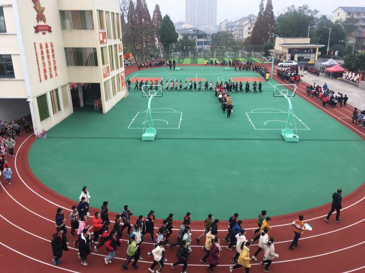 阳光长跑活动,阳光体育冬季长跑视频