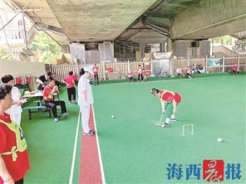 厦门老人打小孩,厦门湖里打球老人