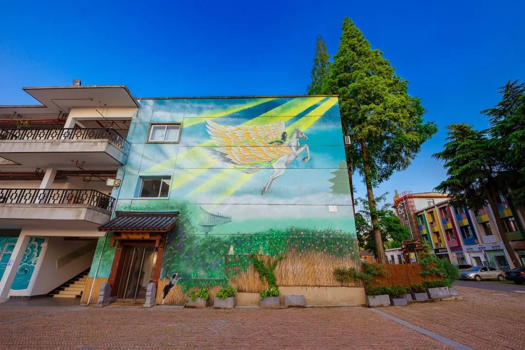 旧仓库改造网红打卡地,老厂房打造成网红打卡地