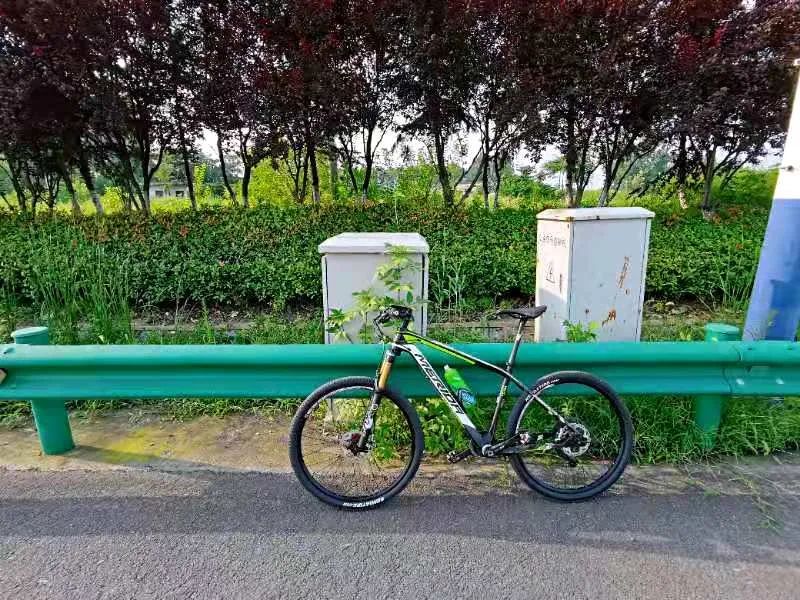 不同年龄段车友骑什么车,全国骑友都骑什么车山地车