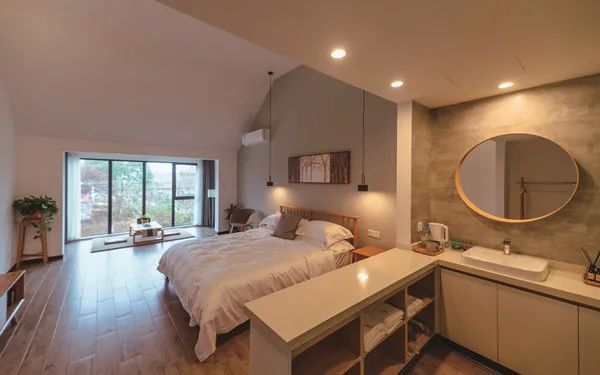 魔都著名网红公寓,上海魔都民宿附近好玩的