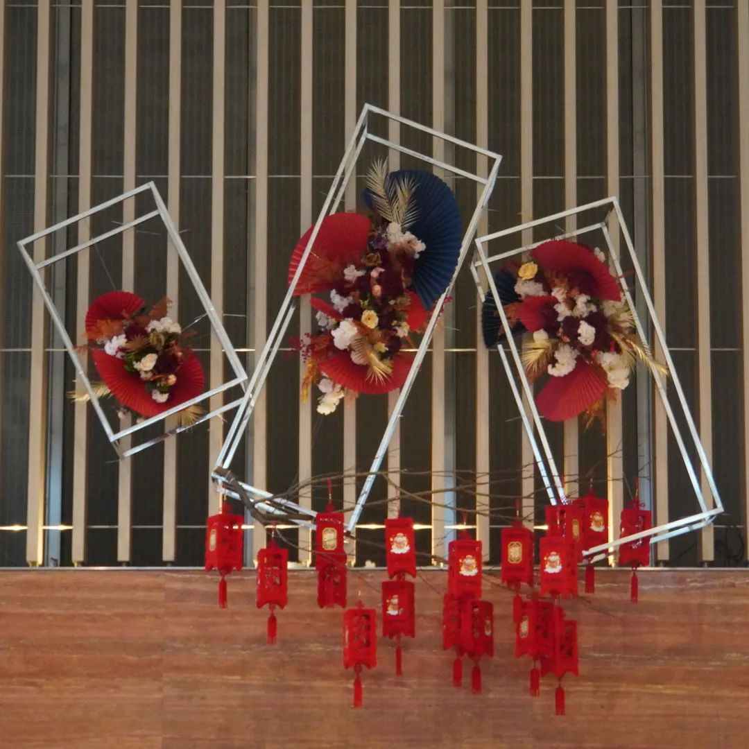 新春新妆显贵显质感的日常妆容,新春氛围办公楼