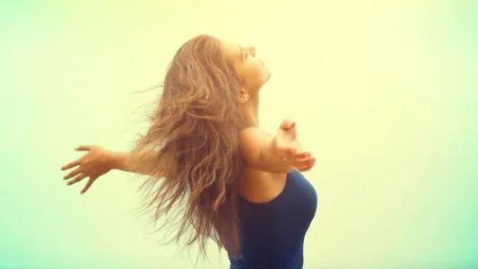 在婚姻里，做一个永远留有“后劲”的女性