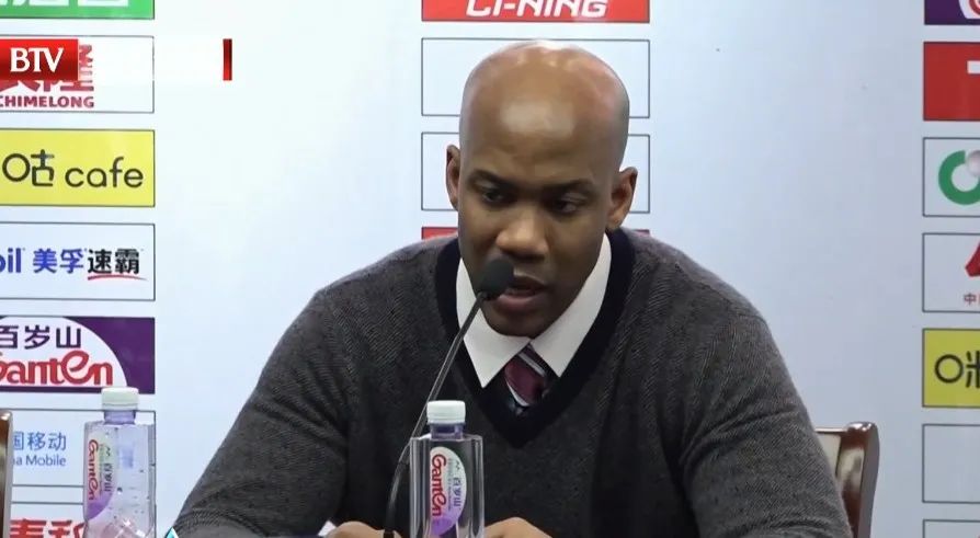 45分大胜残阵北控,首钢对北控最后五分钟视频