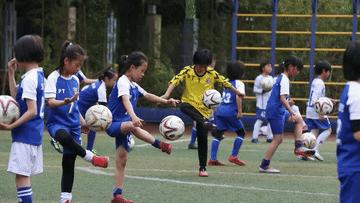 追光者致敬教师,追光前行致敬榜样