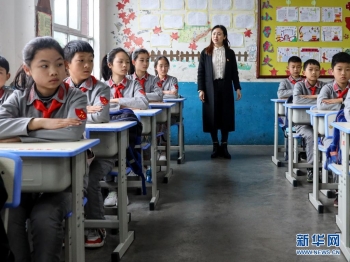 传承红色基因——探访全国第一所红军小学