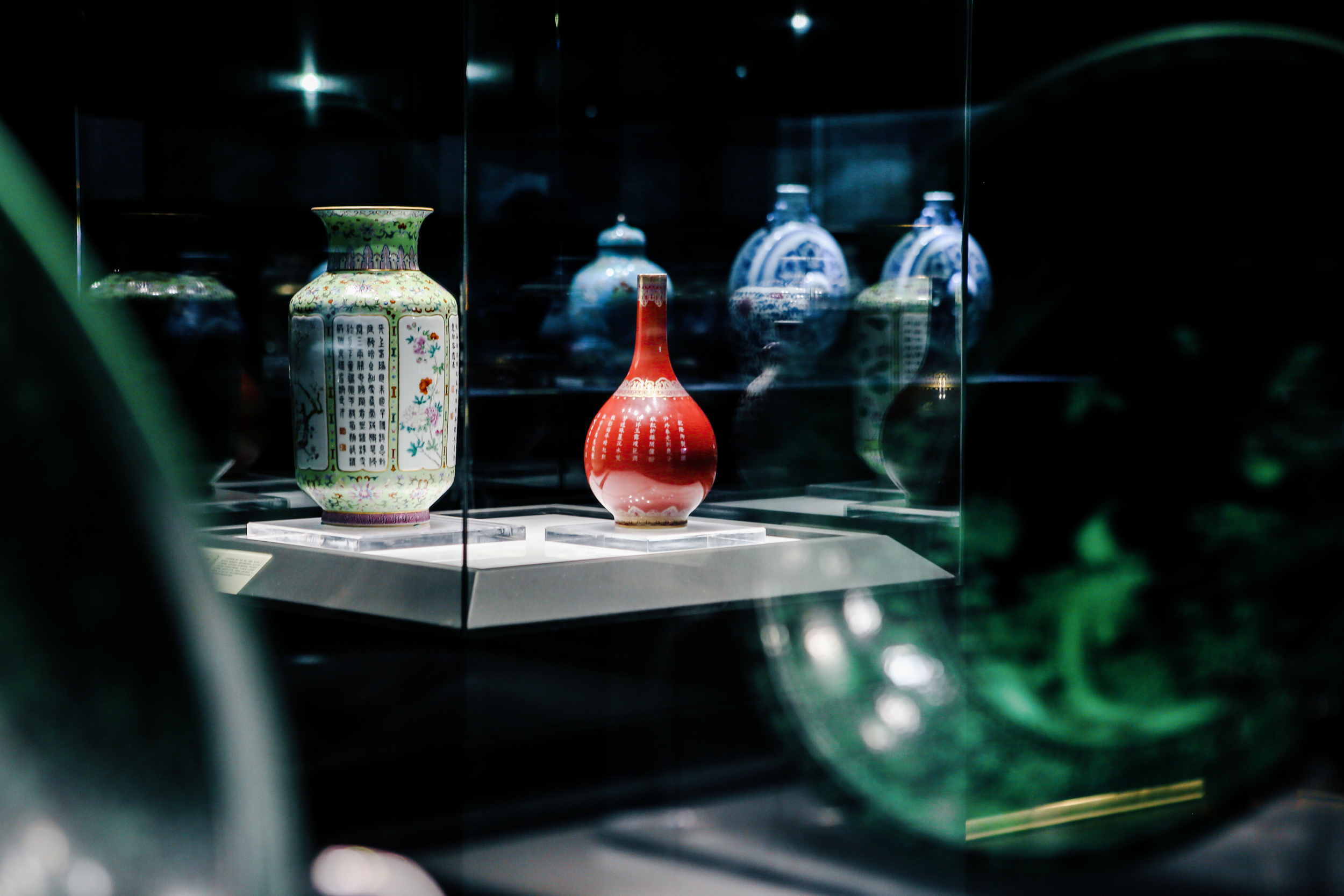 乾隆怎样打造*用御**奢侈品？看看17米“缂丝之王”