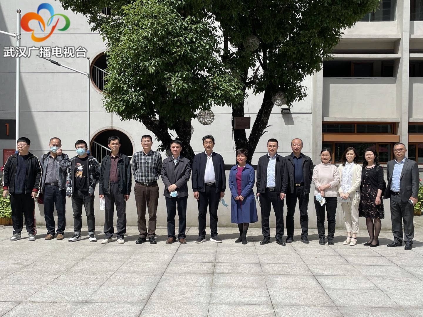 人大代表到企业参观调研发言,人大代表参加营商环境座谈会