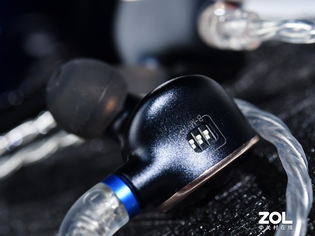 飞傲fh5耳机对比飞傲fa7,飞傲fh5耳机