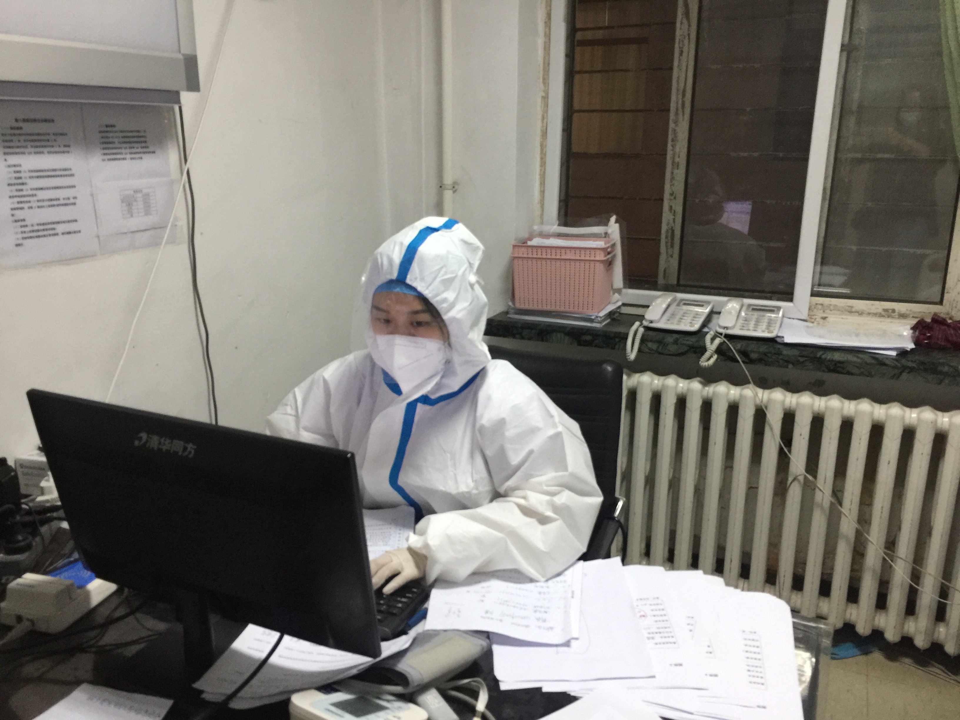 辛苦做检测的医护工作者,辛苦核酸检测人员