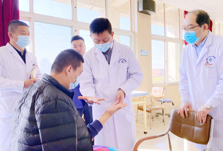 珍膝爱膝呵护负重前行的你淄博高新（田氏）骨伤医院“全国保膝日”大型义诊等你来