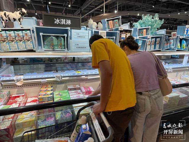 5毛的雪糕已难觅,10多元一支变得普遍……昆明市民大呼失去雪糕自由