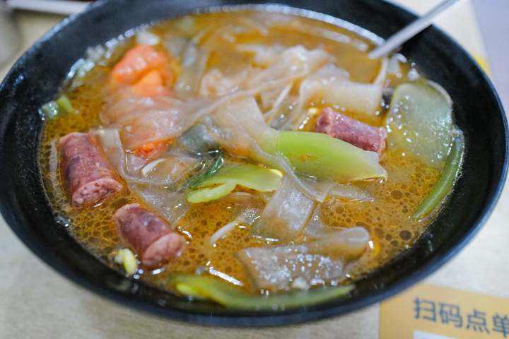 武林商圈“后街”：杭州年轻人的“中央漫步街区”！几百米长小路上，藏着无数宝藏文艺小店