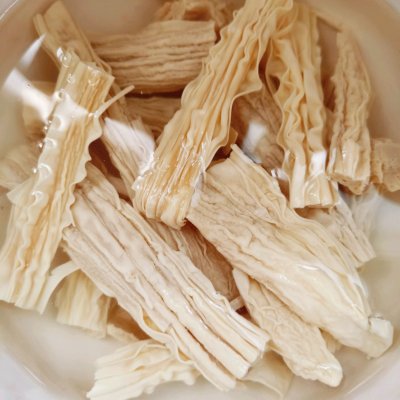 牛筋头巴脑怎样做好吃又软烂,筋头巴脑一锅香所需食材