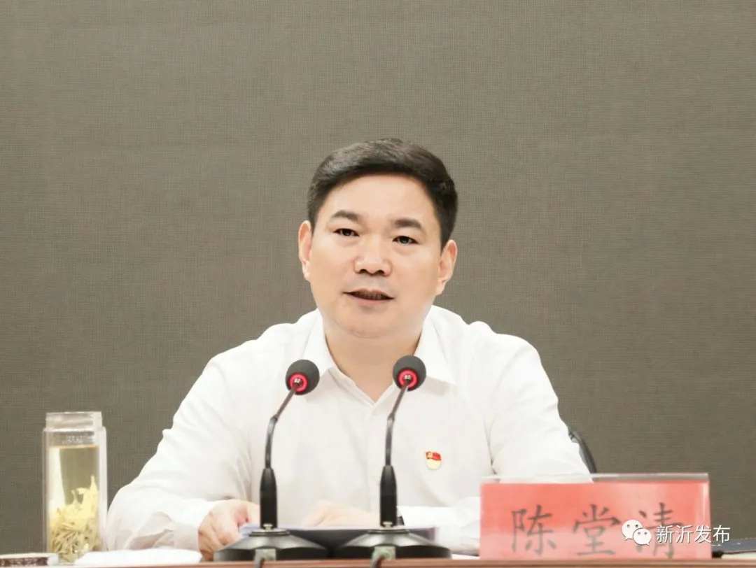 书记与县长,书记每周工作安排