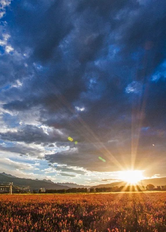 川藏旅行带你看甘孜 (甘孜一网打尽川藏最精华的旅行地)