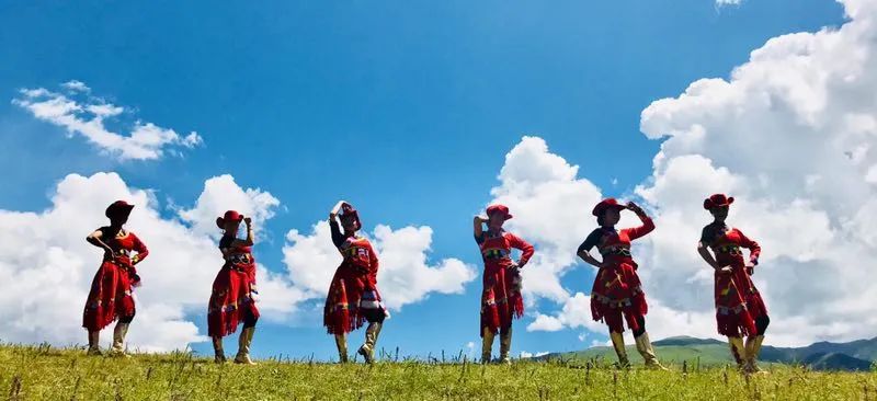 川藏旅行带你看甘孜 (甘孜一网打尽川藏最精华的旅行地)