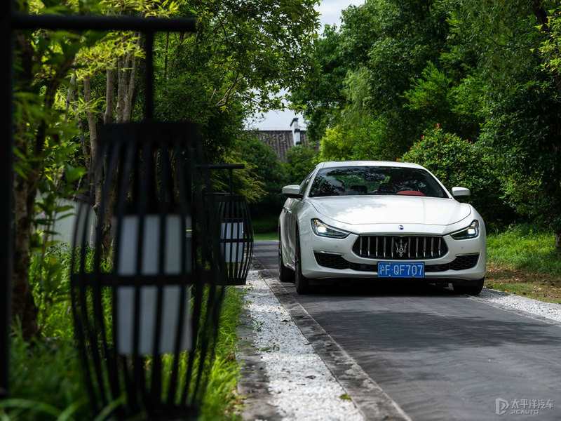 开玛莎拉蒂用车感受,第一次坐玛莎拉蒂的感受