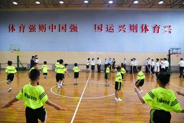 体育选项走班制怎么安排课程,体育选项走班是什么