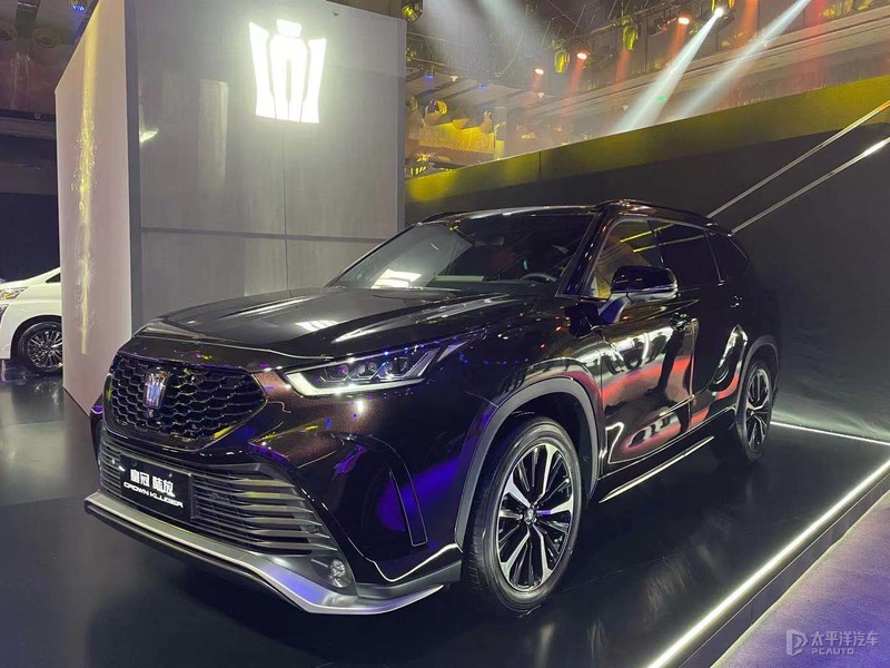 新款起亚嘉华实车曝光,2022丰田皇冠陆放豪华版图片