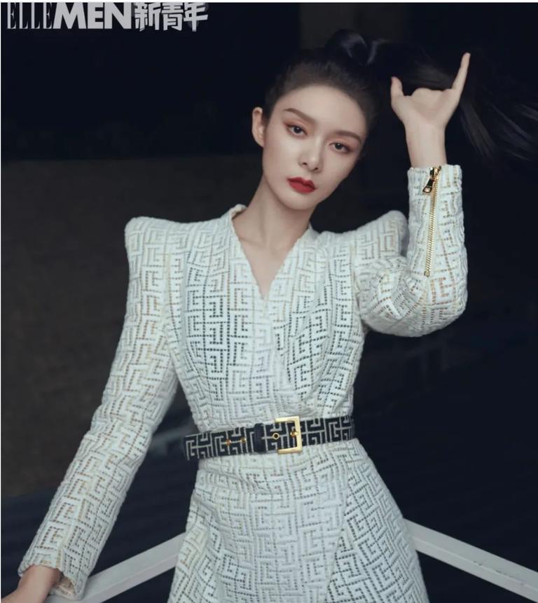 傅菁惊艳路人,不潮流不花钱傅菁