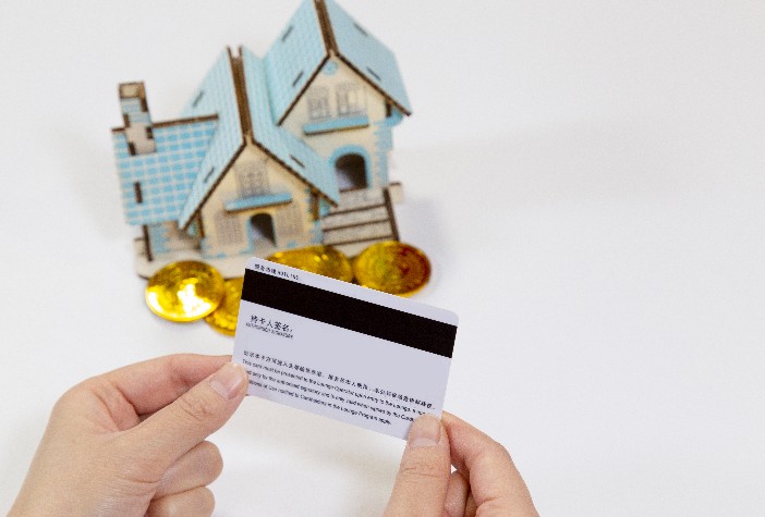 国有银行工作人员年薪,交行在国有银行中的待遇