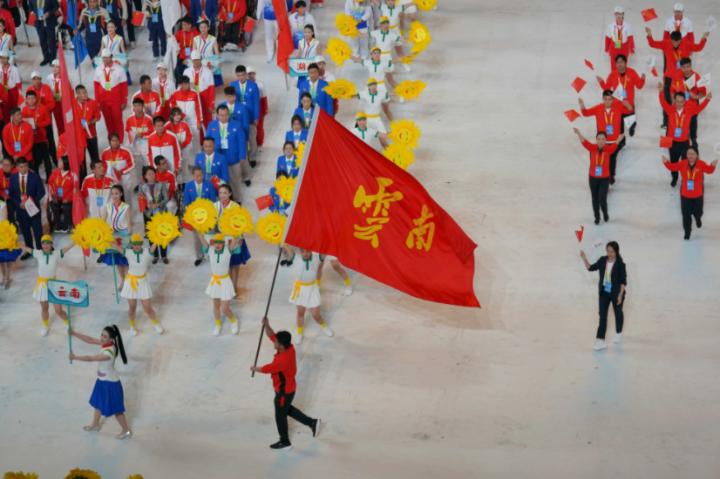 勇夺首金!云南独臂小伙杨玉帅,好样的