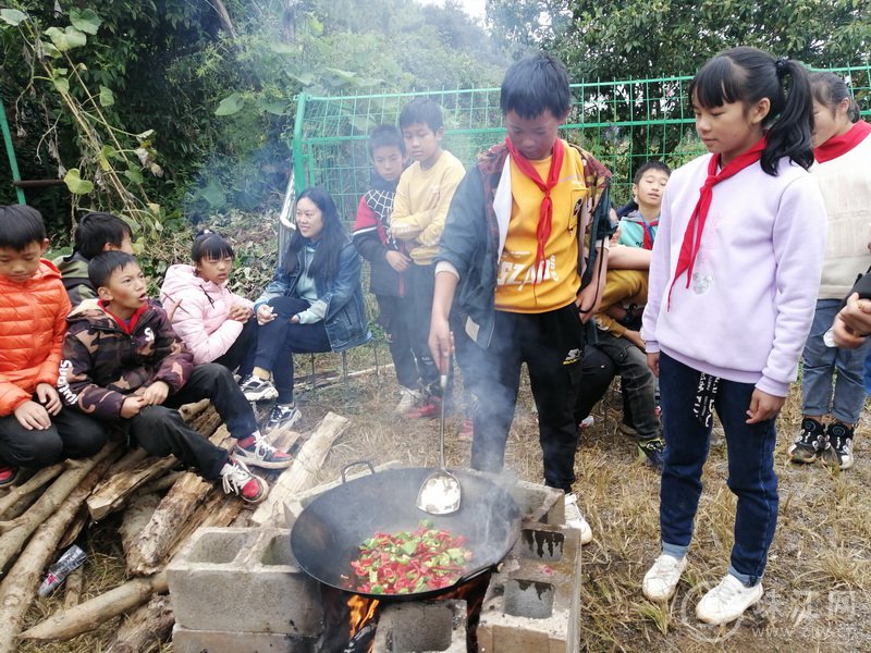 靖外明德小学创新模式,宣威市靖外明德小学教学质量