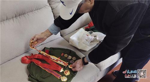 老*党**员曹仙榴：15岁参军入伍曾前往抗美援朝战场护送伤员回国