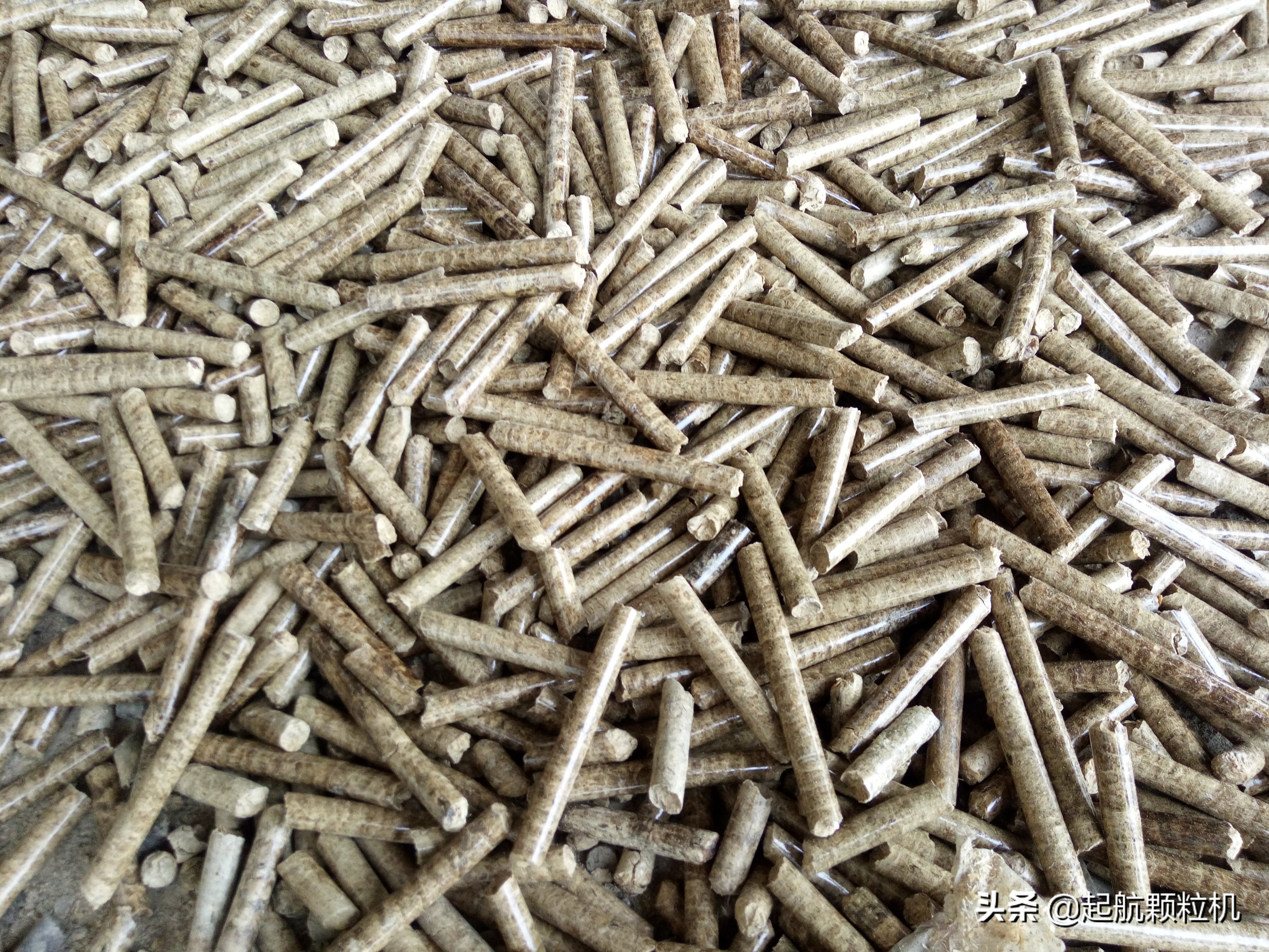 废塑料颗粒如何制作新能源,再生资源塑料颗粒回收利用