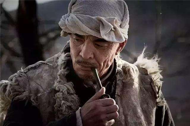 苦才是人生痛才是生活,一年的苦痛和心酸