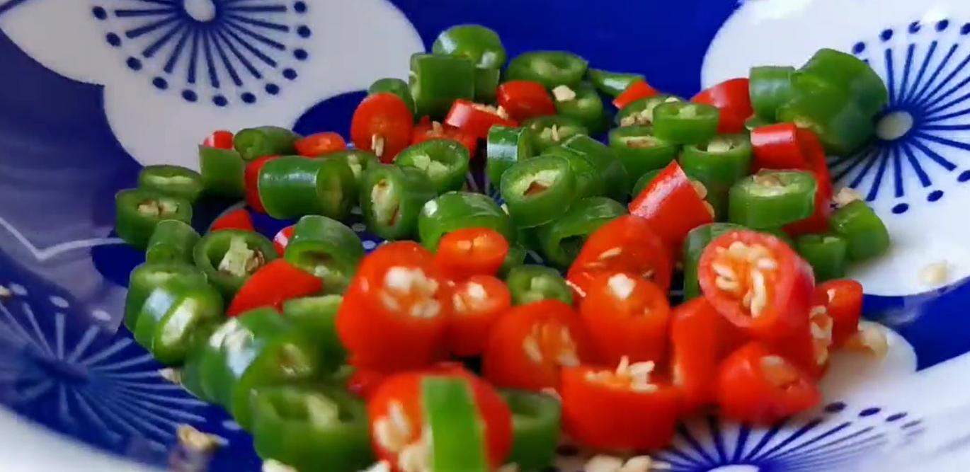 草鱼炖豆腐怎么做最好吃又简单,草鱼炖豆腐的正确做法