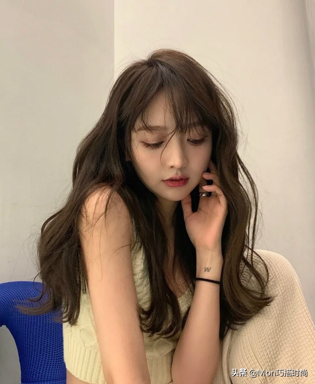 小个子长发还是短发显高,矮个子留长发还是留短发显高