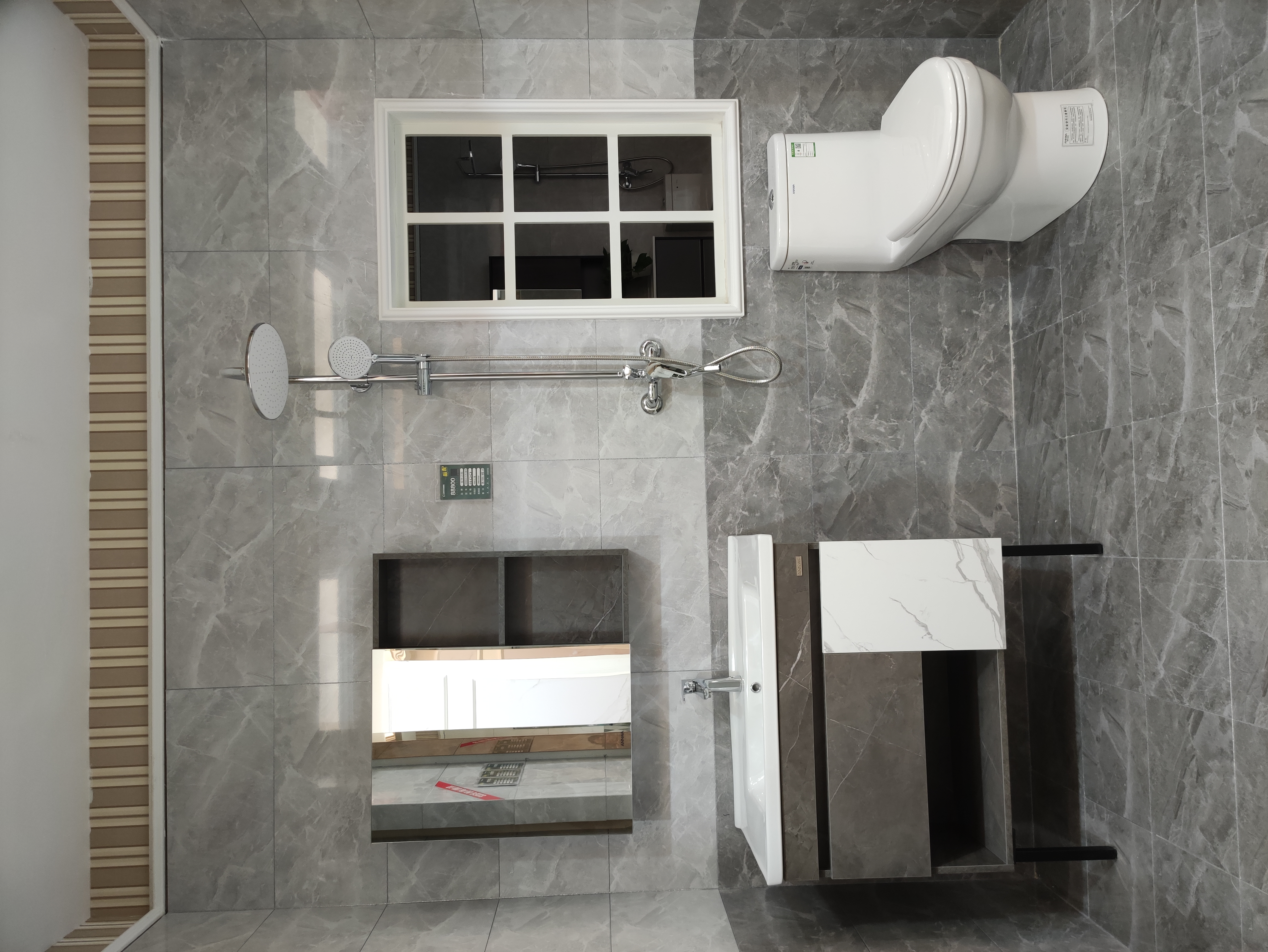 一天体验了四季的感觉,一天体验四季