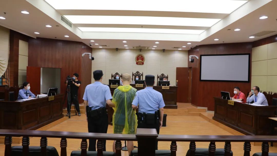 代购*毒冰**10克牟利300元，他被判了7年｜案件速报