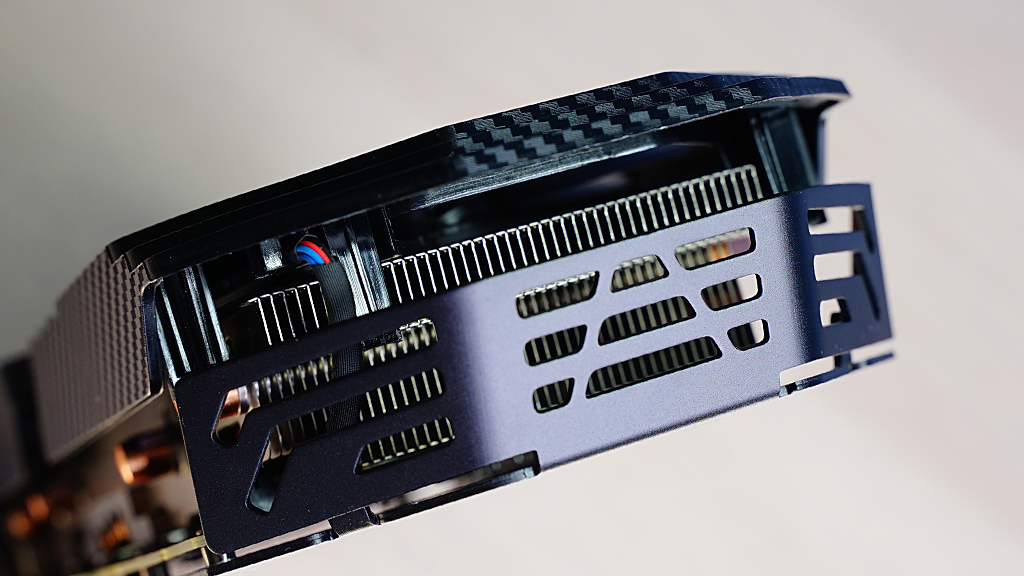 rx580极光版与rx590极光特别版,rx580和rx590gme买哪个好点