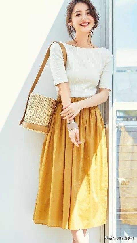 百褶裙气质又时髦,百褶裙时尚潮流款长款