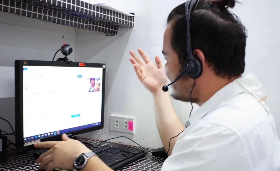 重金购置消杀机，保障菲律宾外教安全，这样有爱的学校，爱了