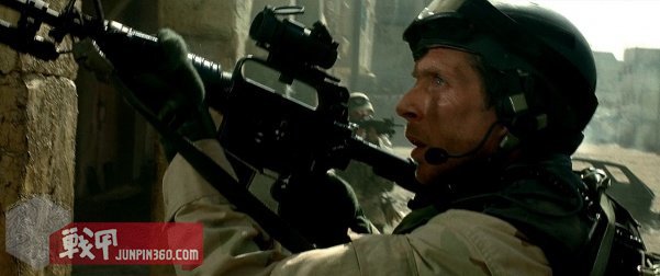 美国黑鹰战机坠落视频,黑鹰坠落最震撼视频