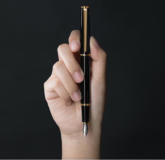 钢笔怎么写出笔锋又好看,钢笔怎么书写才是正确的